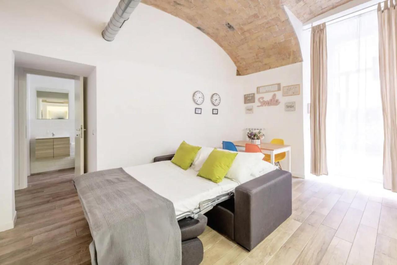 Apartment New-big Honey Colosseum 4bdr + 2sofa Bed A/c Rom